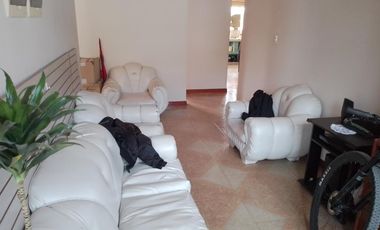 casa en venta en las americas. Cod V1168