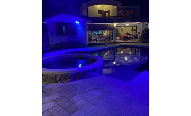 EN VENTA DOS CASAS EN PUNTA BARCO