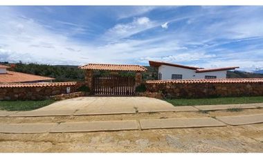 Venta de Casa Campestre en La Mesa de Los Santos - Linderos. Cod V6024