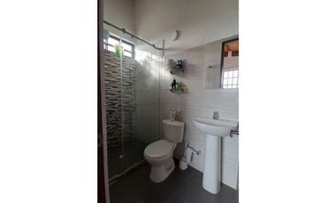 Venta de Casa Campestre en La Mesa de Los Santos - Linderos. Cod V6024