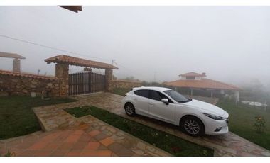 Venta de Casa Campestre en La Mesa de Los Santos - Linderos. Cod V6024