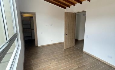 casa en venta en la ceja. Cod V4351