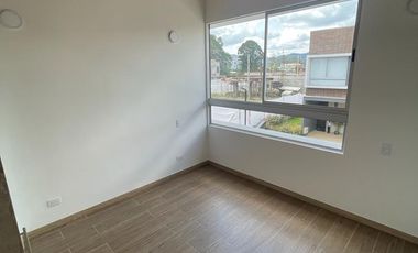 casa en venta en la ceja. Cod V4351