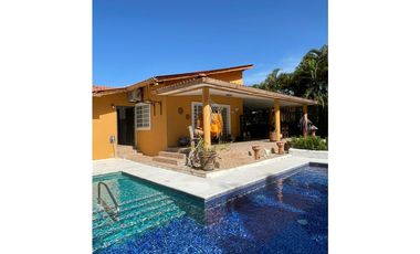 Venta de casa en Chame  (Villas Campestres del Sol) GTA