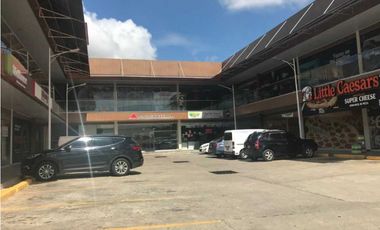 Se vende local en chorrera  Plaza Libertadores