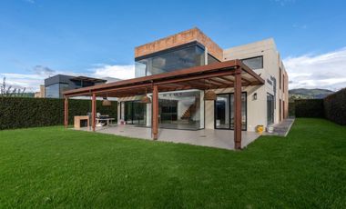 casa en venta en vereda la balsa. Cod V29880