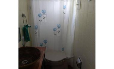 CHALET 5 AMPLIOS AMBIENTES CON EXTENSO PARQUE