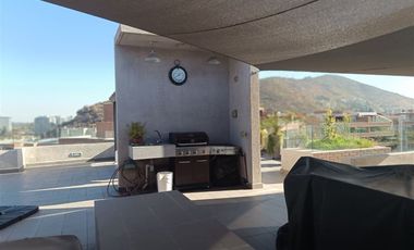 Departamento en venta de 2 dorm. La Dehesa Lo Barnechea