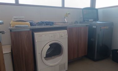 Departamento en venta de 2 dorm. La Dehesa Lo Barnechea
