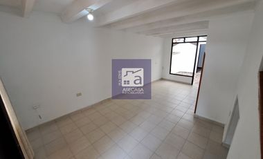 COD. 6292 - SE ARRIENDA CASA - BARRIO:  LA RONDA