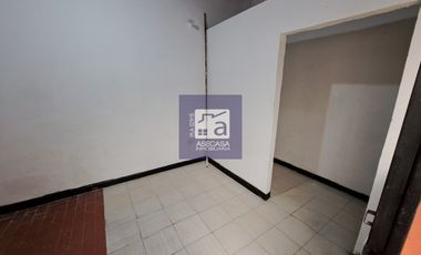 COD. 6292 - SE ARRIENDA CASA - BARRIO:  LA RONDA