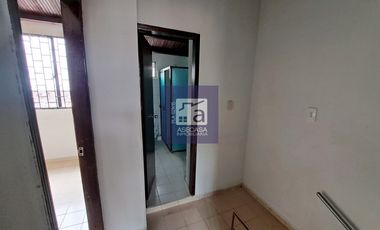 COD. 6292 - SE ARRIENDA CASA - BARRIO:  LA RONDA