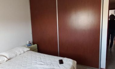 HERMOSA PH MODERNO  EN VENTA CON ENTRADA DE AUTOS Y PARQUE