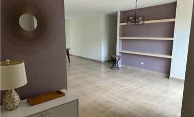 Alquilo Extraordinario apartamento en Embassy  Village