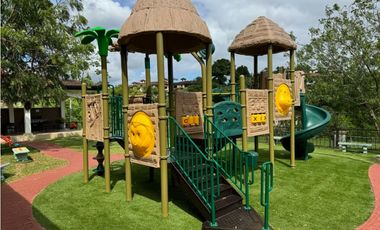Alquilo Extraordinario apartamento en Embassy  Village