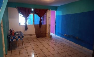 CASA EN VENTA EN FRACC. LA LOMITA, SGS