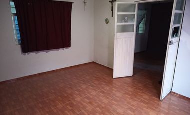 CASA EN VENTA EN FRACC. LA LOMITA, SGS