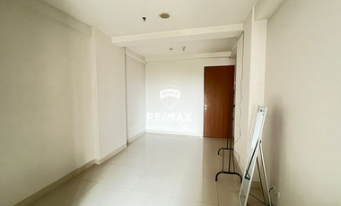 Disewakan Studio Oak Tower B View Kolam Renang – Unfurnish & Siap Ditata Sesuka Hati Pulo Gadung