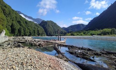 Sitio en Venta en Fundo Ermitaño, Llanada Grande, Cochamó