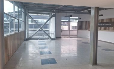 edificio en arriendo/venta en chico norte. Cod A700463