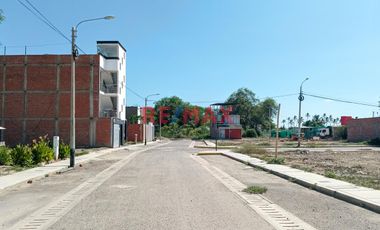 🌟 ¡OPORTUNIDAD ÚNICA PARA CONSTRUIR LA CASA DE TUS SUEÑOS! 🌟

📍 Ubicación Estratégica: MZ C15 LOTE 17 URB LAS PALMERAS I ETAPA CASTILLA, PIURA

📐
