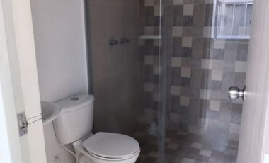 apartamento en arriendo en condina. Cod A7344196