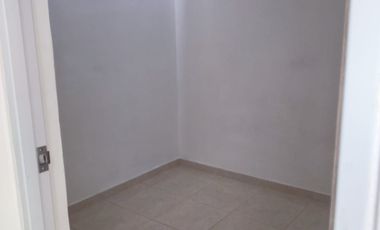 apartamento en arriendo en condina. Cod A7344196