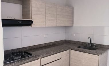 apartamento en arriendo en condina. Cod A7344196