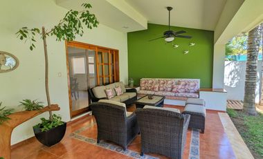 Venta de hermosa casa en condominio Club de Golf la Ceiba