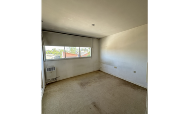 IMPORTANTE CASA CENTRICA!!! en Brandsen