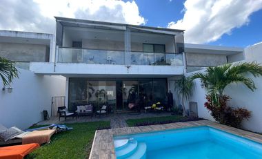 Casa en Venta de 3 Habitaciones en Privada en Mérida