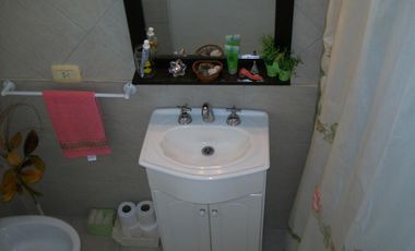 3 AMBIENTES EN DUPLEX AL CONTRAFRENTE CON 2 BAÑOS COMPLETOS