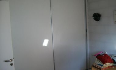 3 AMBIENTES EN DUPLEX AL CONTRAFRENTE CON 2 BAÑOS COMPLETOS