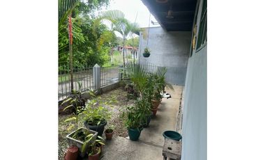 Se vende casa en ancon ubicada en Paraíso (AA)