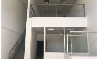 Se Vende local comercial en milla 8