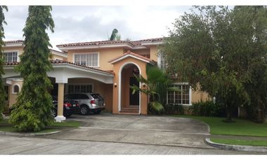 Venta de casa en Costa del Este (Costa Bay) GTA