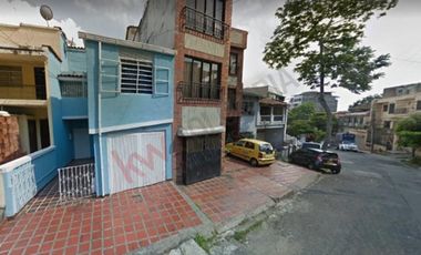 Venta Casa Dos pisos y sótano Barrio Miraflores - Cali Colombia-10074