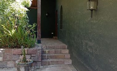 Casa en Arriendo en Cerro Calán