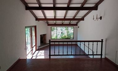 Casa en Arriendo en Cerro Calán