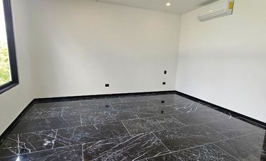Casa de 5 recamaras una de ellas en PLANTA BAJA en Yucatán Country Club