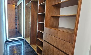 Casa de 5 recamaras una de ellas en PLANTA BAJA en Yucatán Country Club