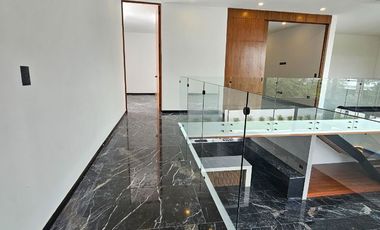 Casa de 5 recamaras una de ellas en PLANTA BAJA en Yucatán Country Club