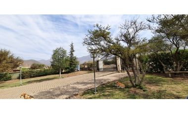Venta Parcela con casa 5D 5B piscina Rinconada de Los Andes