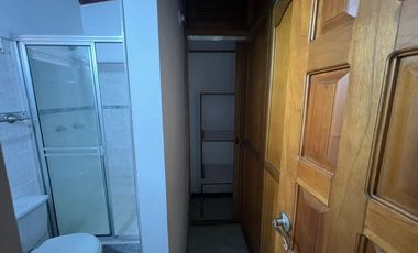 casa en arriendo en loma del barro. Cod A62951