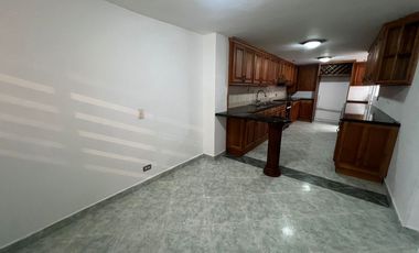 casa en arriendo en loma del barro. Cod A62951