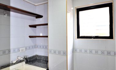 casa en arriendo en parque central bavaria. Cod A12838304