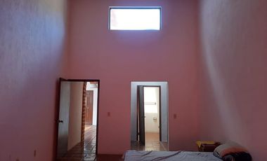 CASA EN VENTA EN JOCOTEPEC