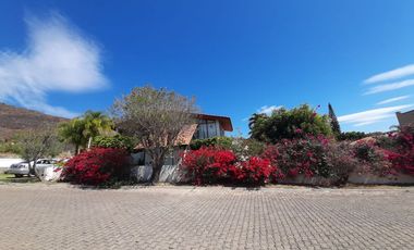 CASA EN VENTA EN JOCOTEPEC