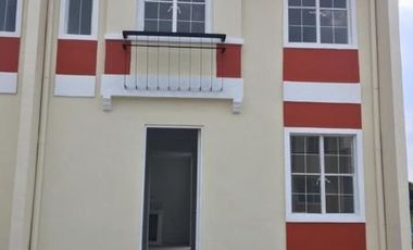Affordable townhouse na Malapit sa lahat!! 10K to Reserve!!