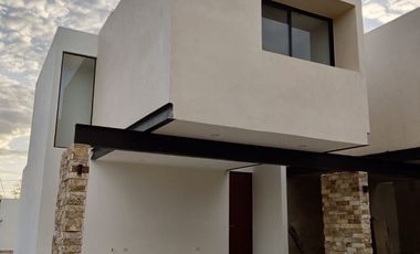 Townhouse en Venta en Grandia en Santa Rita Cholul